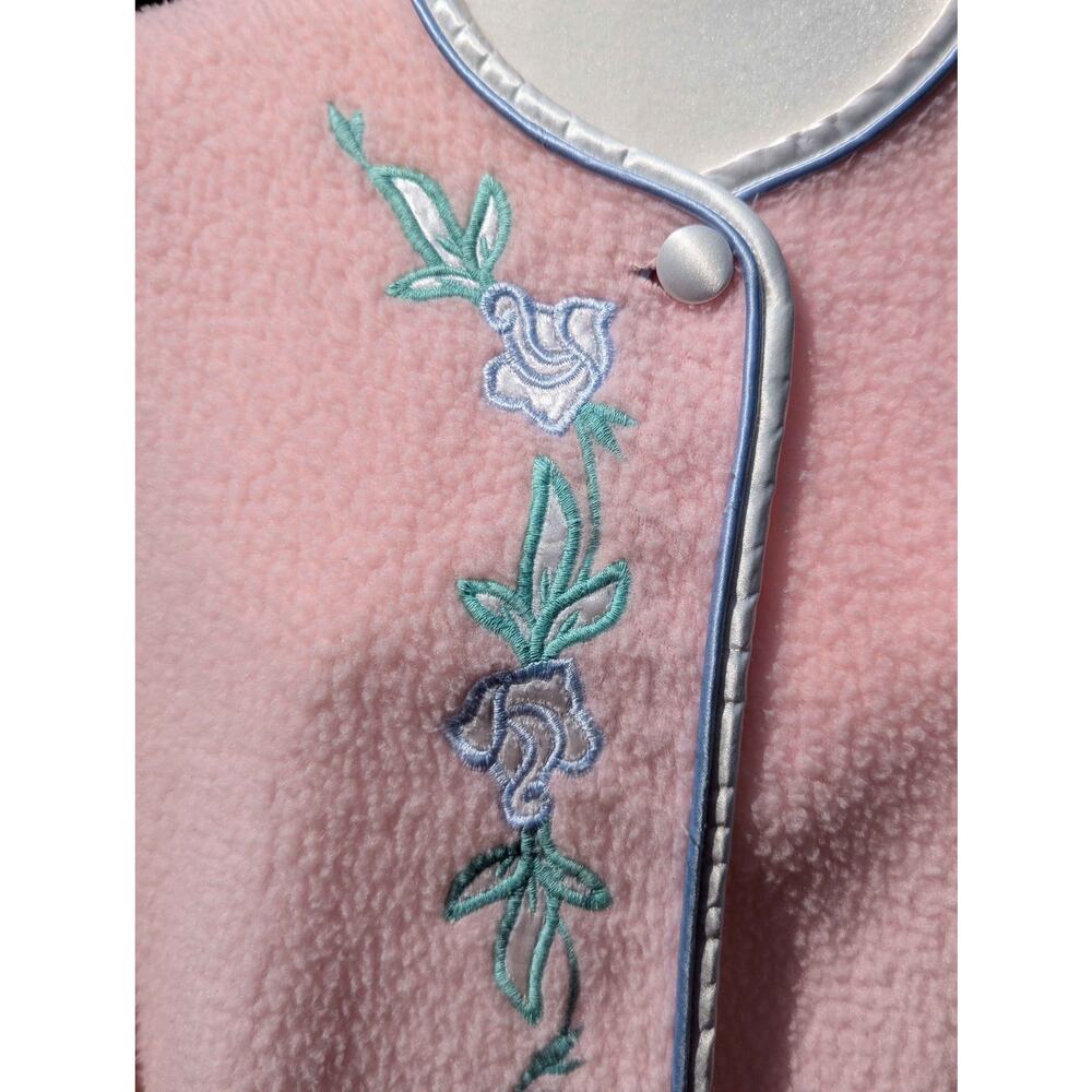 Vintage Pastel Sherpa Embroidered Bolero - Picture 3 of 4